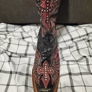 CORRAL WOMANS BLACK AND PINK RHINESTONE SQUARE TOE COWBOY BOOTS